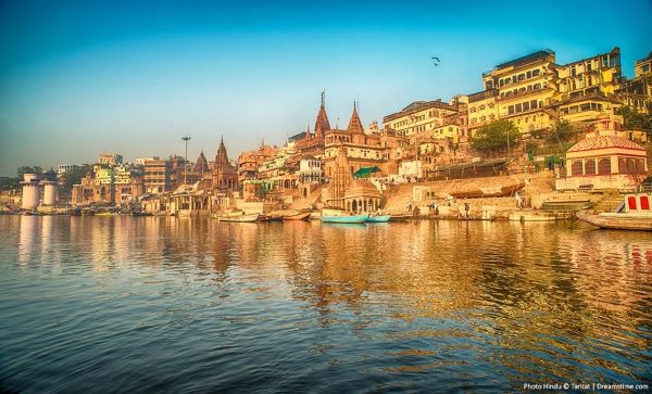 Varanasi-waterfront.jpg